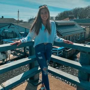 Meet your Posher, Brianna